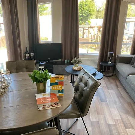 Chalet Kijkduin - 870